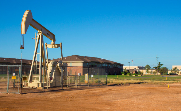 WSJ сообщила о приостановке нефтяными компаниями США добычи