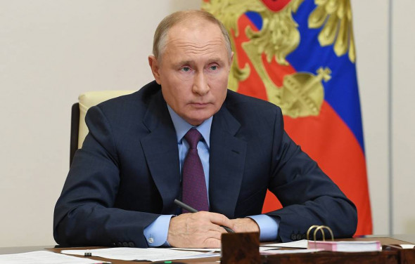 Путин надеется на успешное сотрудничество России с AstraZeneca по вакцине от коронавируса