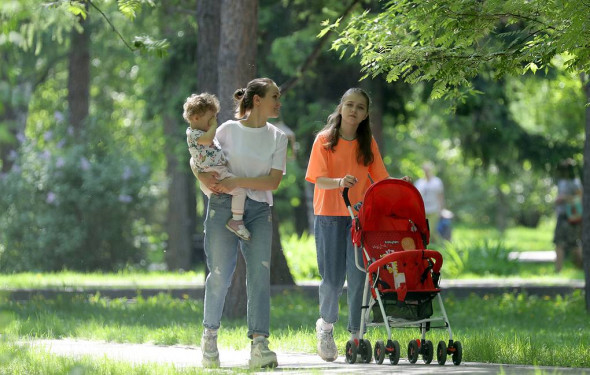 Минтруд планирует изменить правила назначения пособий для семей с детьми