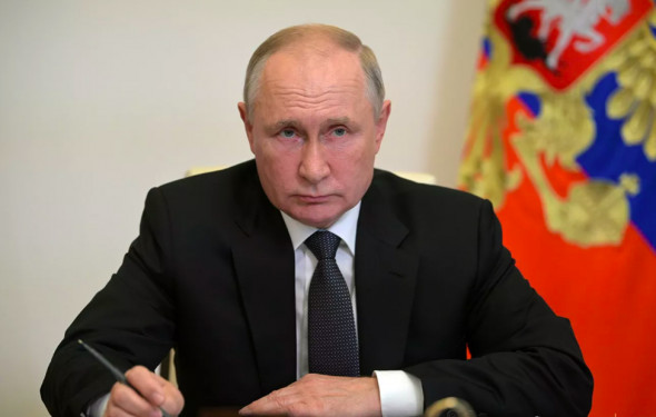 Путин высказался об организаторах «групп смерти» в соцсетях