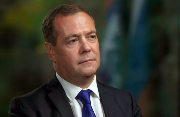 Медведев назвал украинских лидеров невежественными людьми
