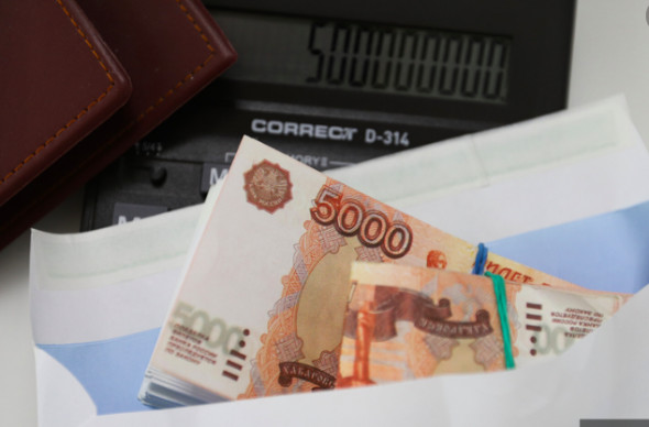 С 1 февраля в России повысят социальные выплаты