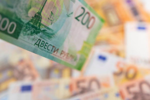 О валютном курсе рубля