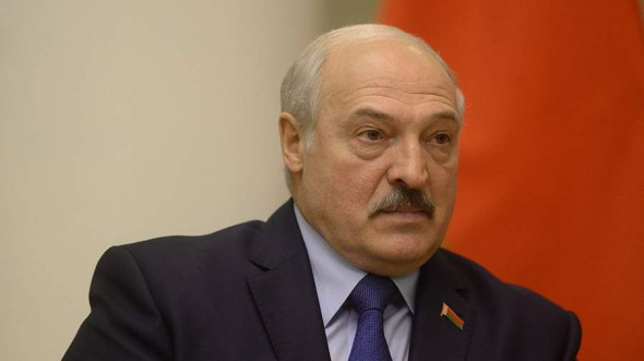 Лукашенко – Европе: раздеваться, напрягаться и работать