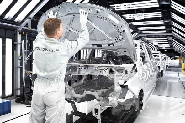 Рабочие завода Volkswagen в Калуге начали итальянскую забастовку