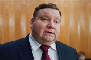 Не страна, а декорация