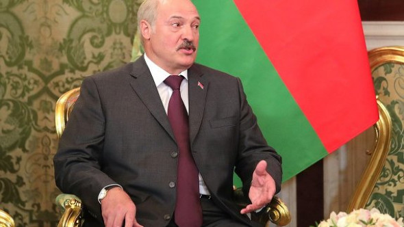 Лукашенко объявил о намерении провести референдум по изменению конституции