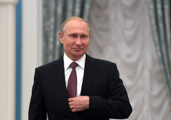 Путин разрешил оставлять на Западе доходы от вывоза золота, металлов и зерна