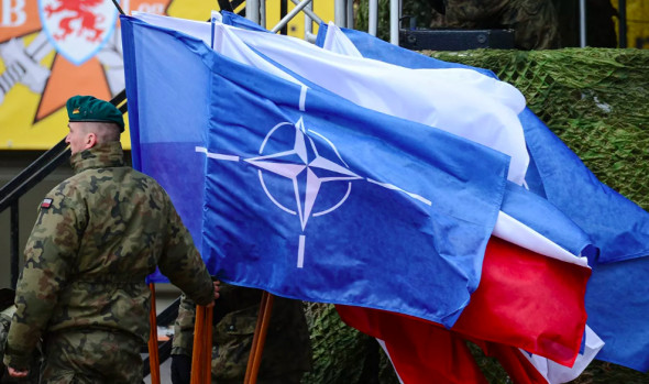 Бывший американский разведчик объяснил поведение НАТО по отношению к России