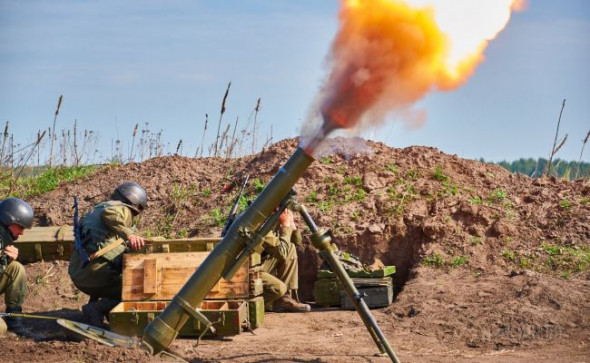 ВС Украины нанесли мощный артиллерийский удар на луганском направлении