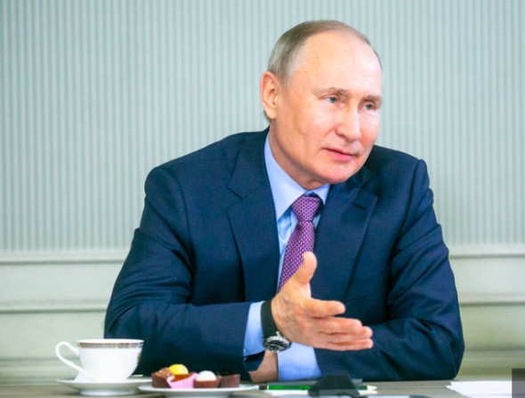 Путин призвал ВОЗ как можно быстрее признать «Спутник V»