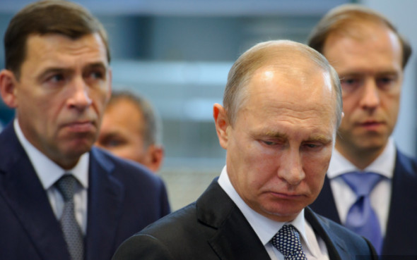 Путину хватило 12 минут, чтобы решить судьбу Куйвашева