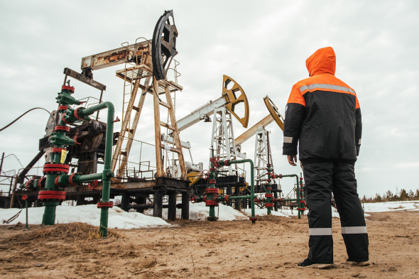 За державу обидно: доходы России от продажи нефти критично снижаются