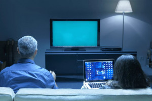 Зомби-ящик: жители ЮФО больше других доверяют ТВ