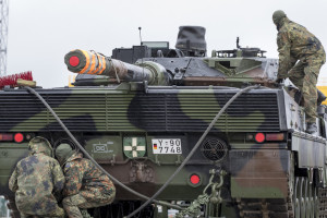 Германия согласилась отправить танки на Украину
